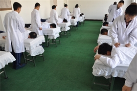标题：医疗按摩实训
浏览次数：35927
发布时间：2018-05-30